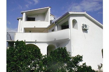 Croatia Privát Okrug Donji, Exterior
